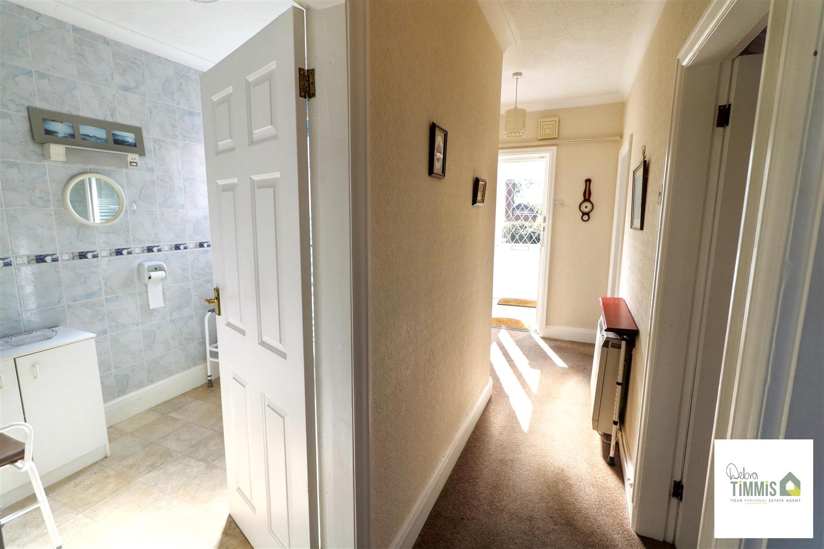 2 bed property in Burton Crescent, Stoke-On-Trent